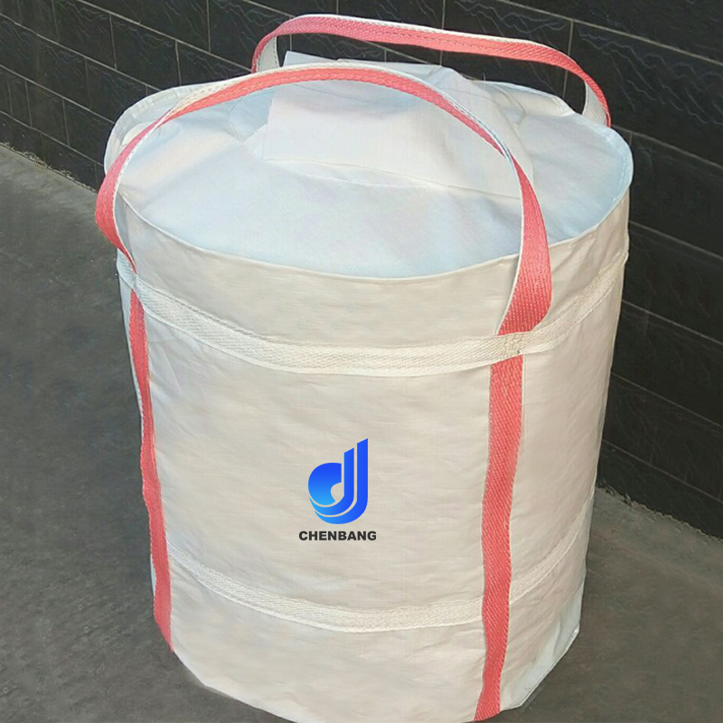 如何安全的卸出集裝袋里裝載的物體？